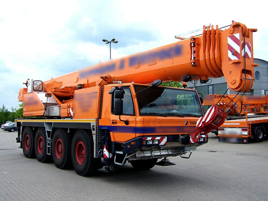 سيزرلفت + فوركلفت + كرينات للايجار في جدة