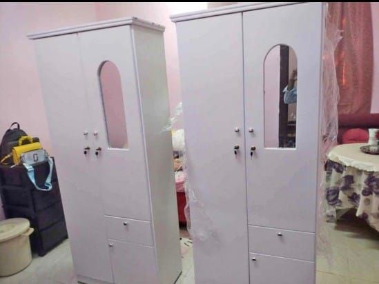 للبيع دولاب خشب جديد بابين الرياض