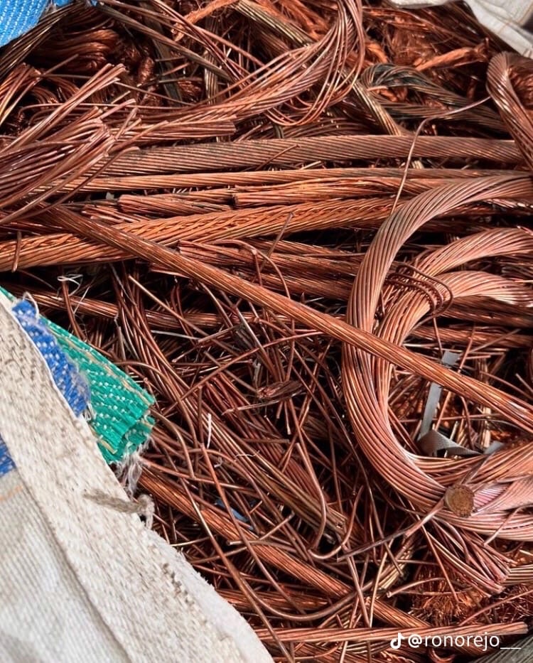 بسم الله الرحمن الرحيم السلام عليكم انا نشتري سكرا