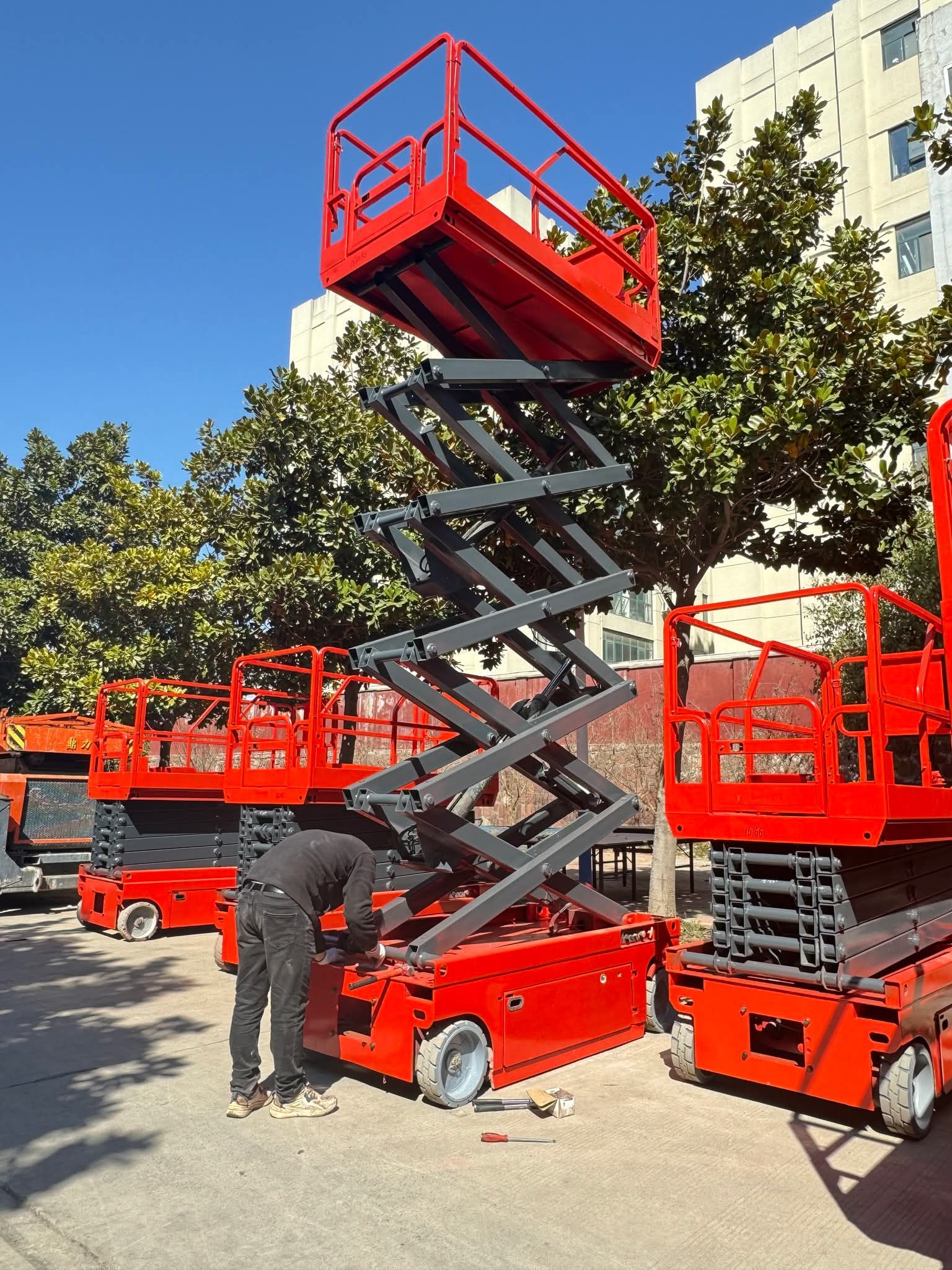 سيزرلفت مانلفت رافعة مقصية رافعة شوكية كرينات جي س