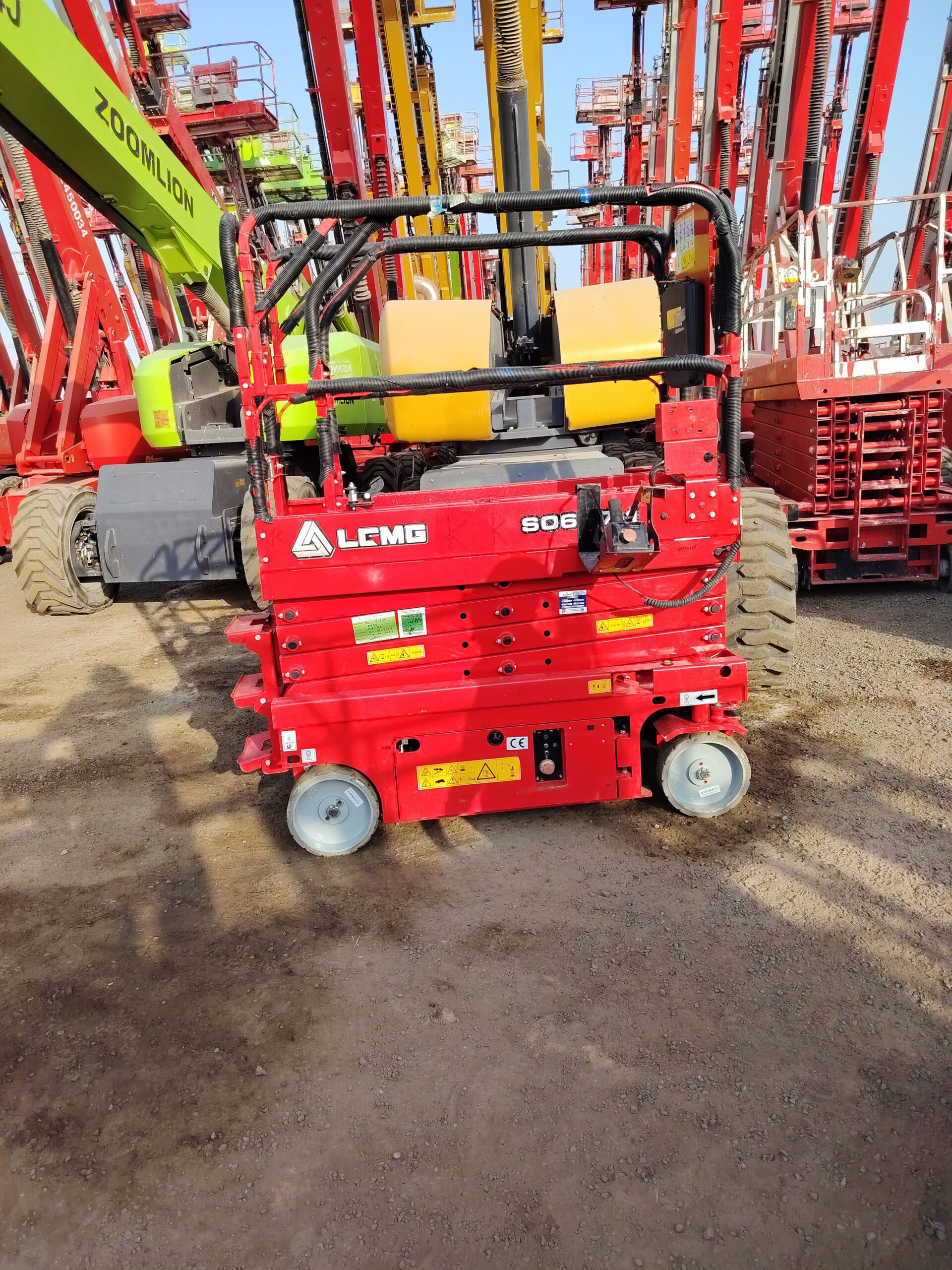 سيزر لفت للايجار، مان لفت للايجار، فوركلفت وكرينات