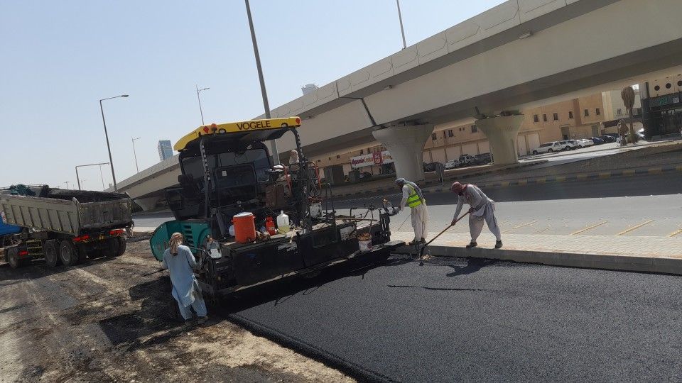 تخطيط مواقف سيارات وأعمال أسفلت