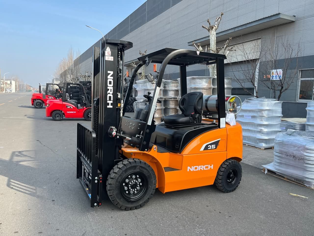 سيزرلفت للايجار، فوركلفت للايجار، مان لفت وكرينات