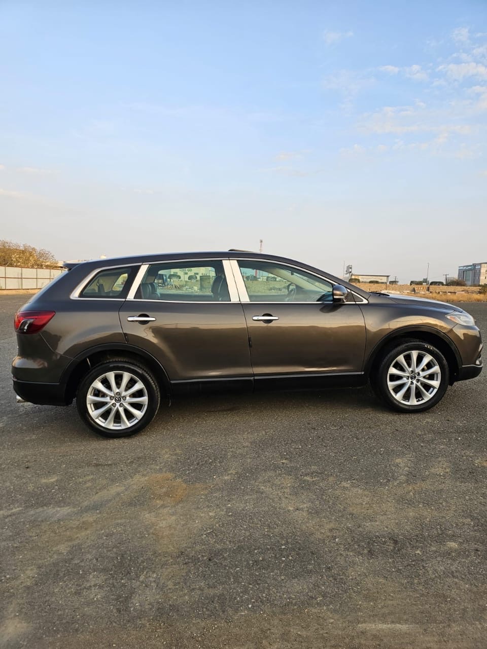 جيب مازدا فل كامل ٢٠١٦ ماشي ٢٩٩ الف السياره وكاله