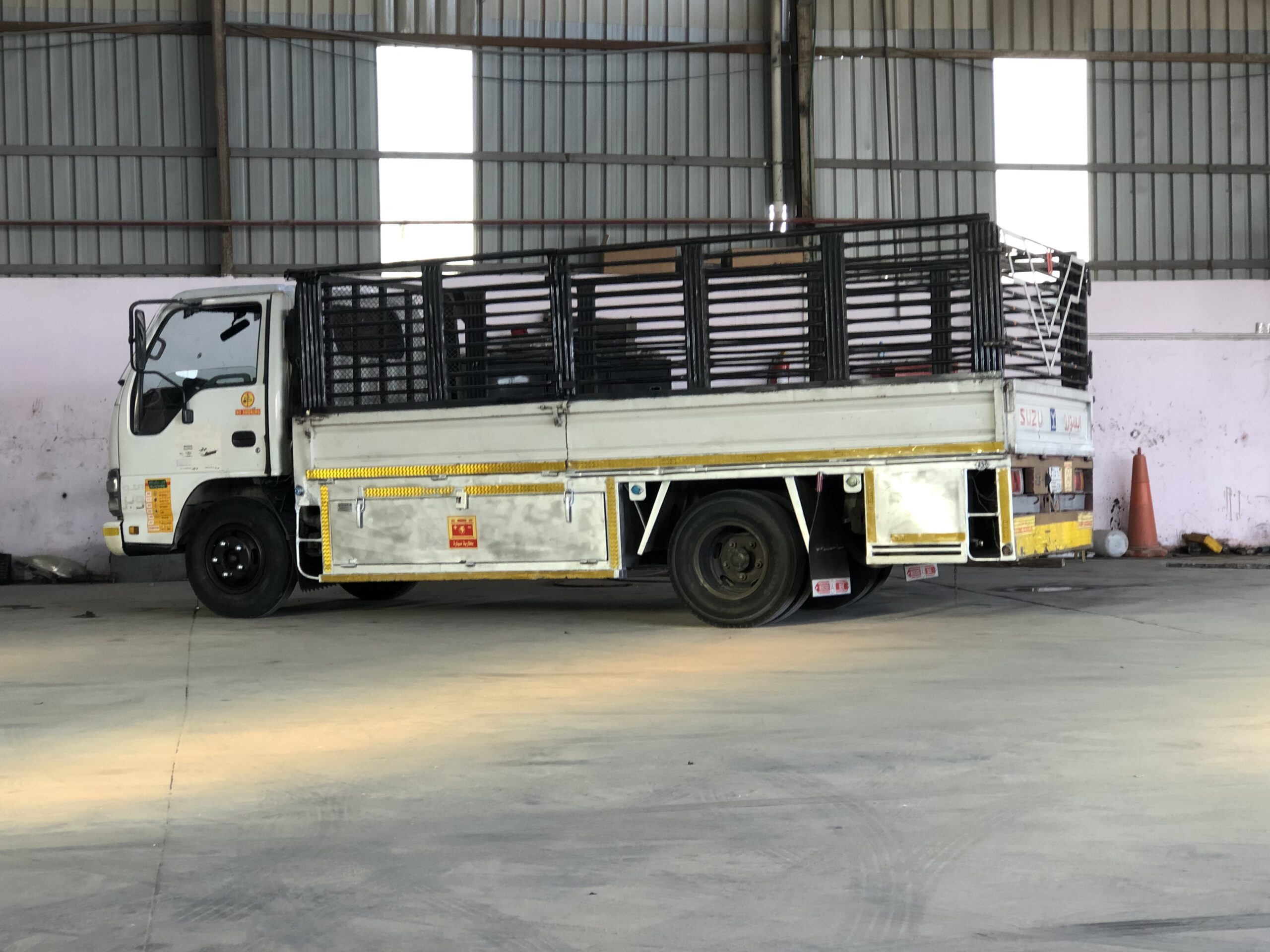 دينا نقل من الدمام الي الرياض القصيم