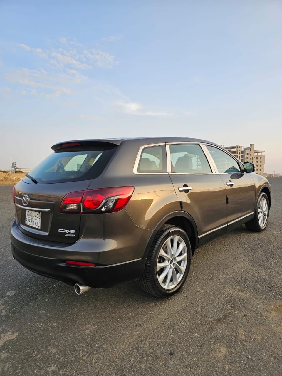 جيب مازدا فل كامل ٢٠١٦ ماشي ٢٩٩ الف السياره وكاله