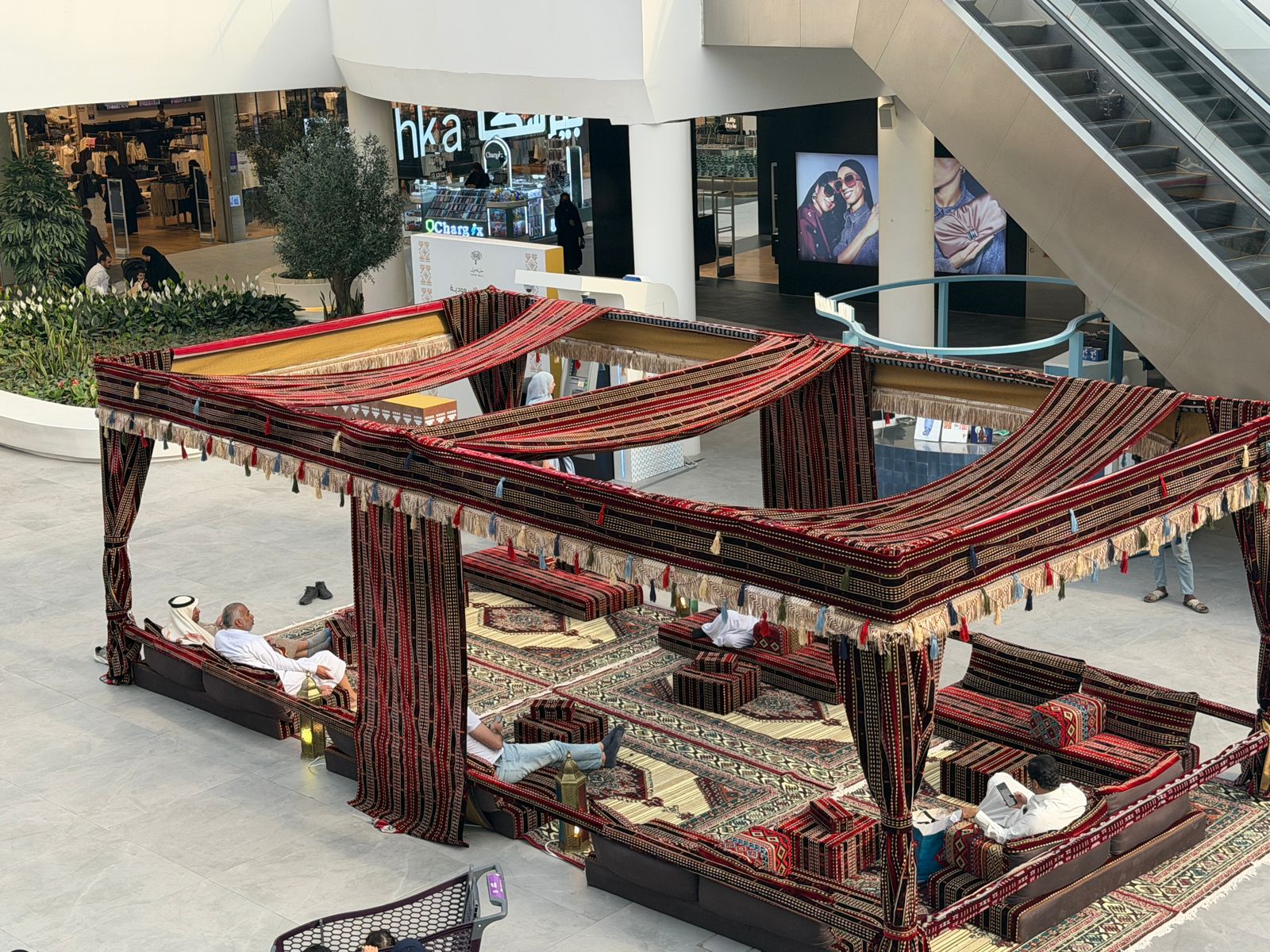 تأجير كراسي مؤتمرات فخمة للفعاليات الكبرى