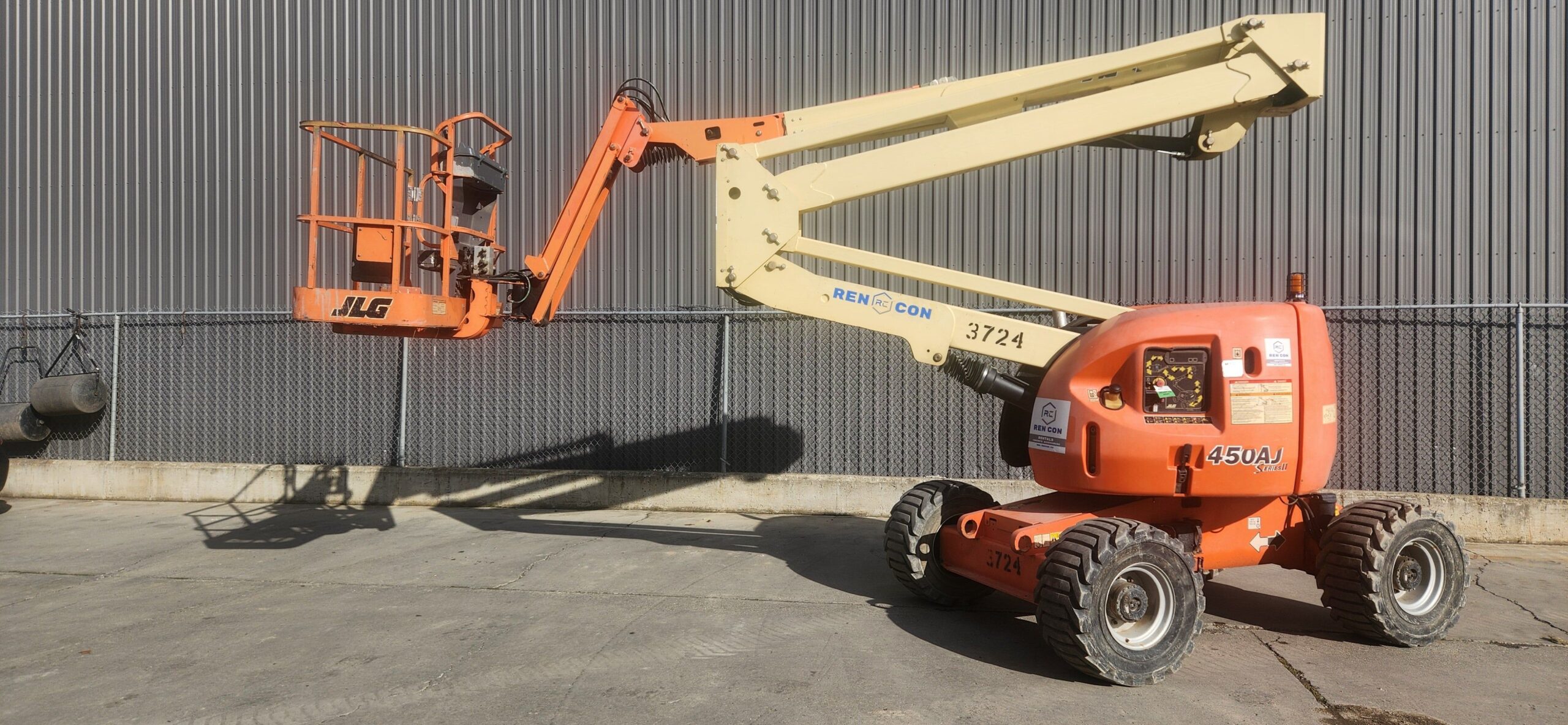 مان لفت + فوركلفت | للايجار في الشرقية