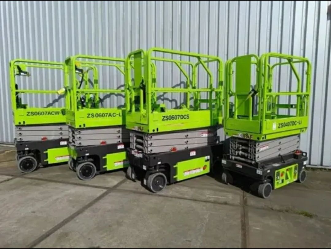 رافعات مقصيه للايجار سقالات كهربائية للايجار سيزرل