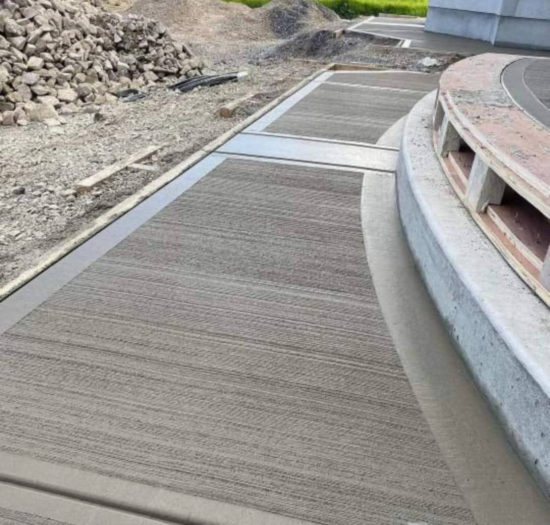 مقاول ناصر خان باکستانی صبات الاضيات الخرسانة صبة