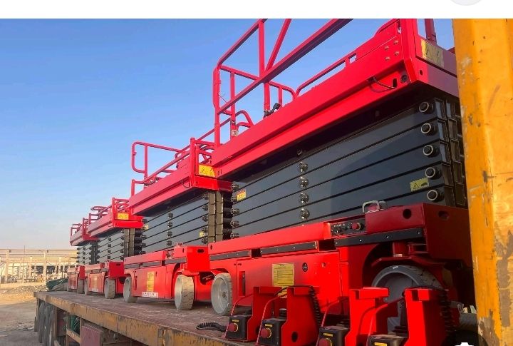 سيزر لفت مان لفت للايجار جميع المقاسات طول وعرض كه