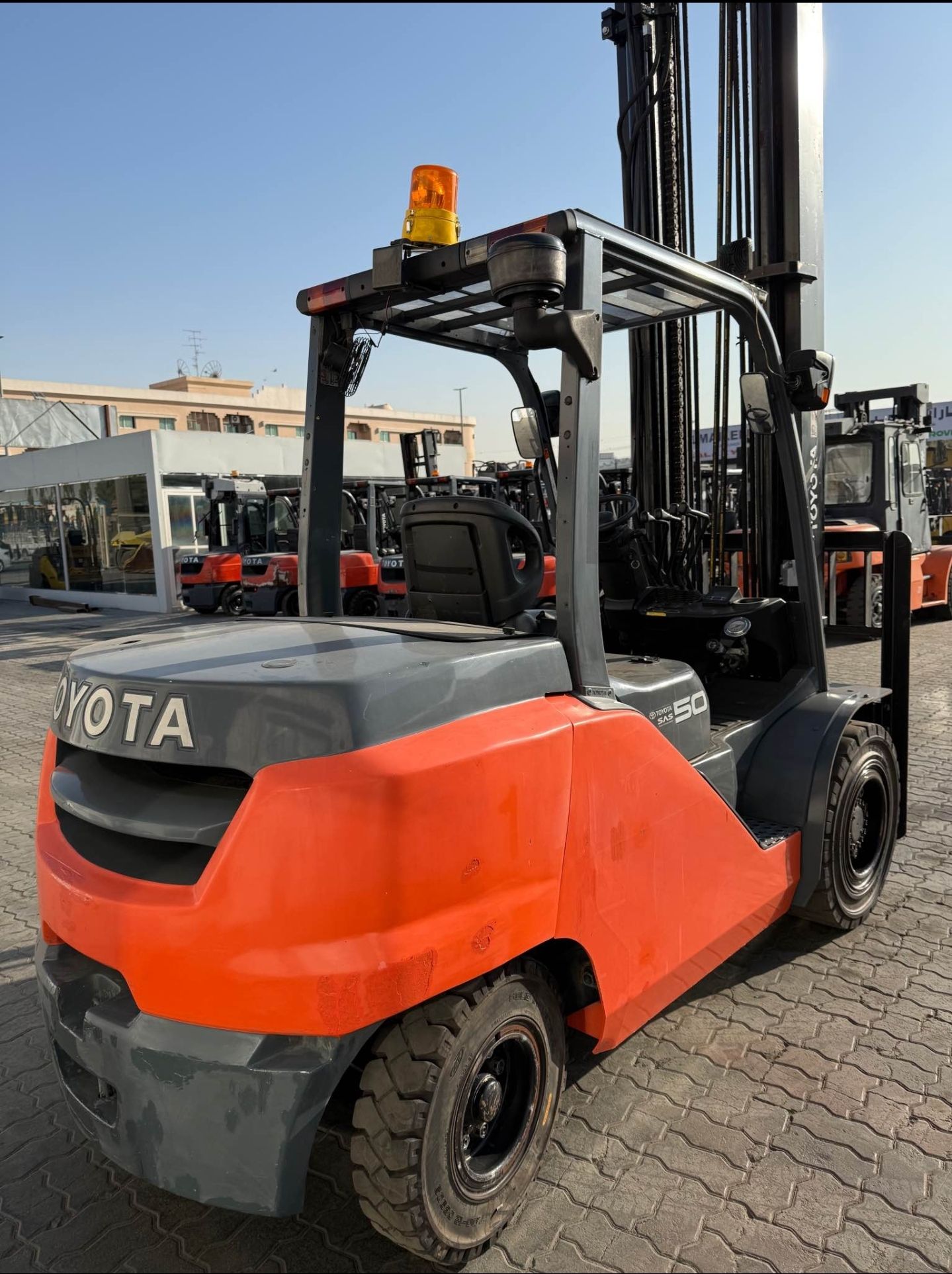 Forklift Rental (Diesel · Electric · Gas) — Dammam