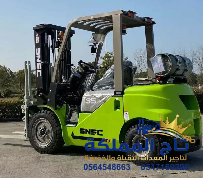 سيزر لفت للأيجار فوركلفت مان لفت للإيجار في الدمام