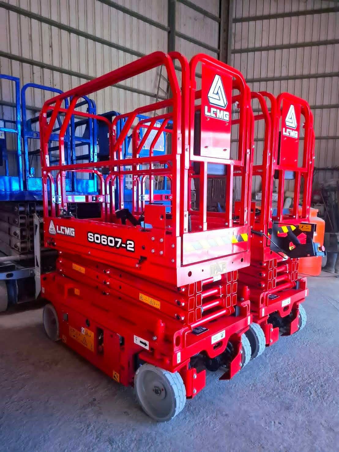 Manlift Forklift Scissor Lift Crane Rental Riyadh