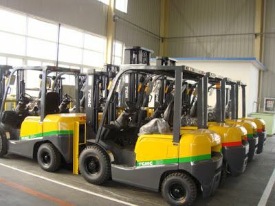 فوركلفت رافعات شوكيه للايجار 1.5طن2.5طن3طن5طن7طن10