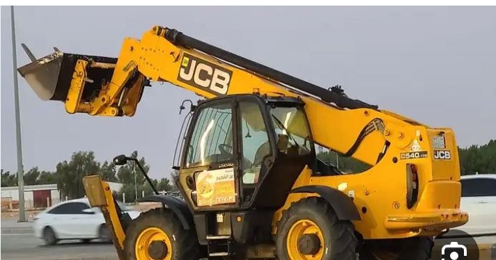 سيزر لفت مان لفت للايجار جميع المقاسات طول وعرض كه