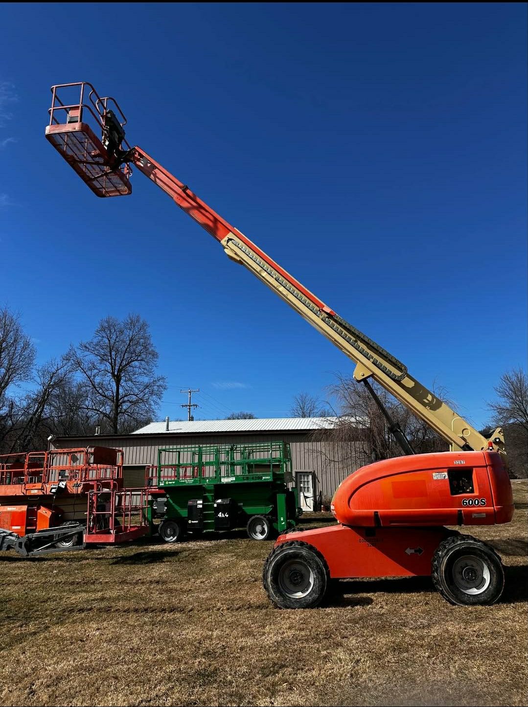تأجير رافعات ذراعية (مان لفت / بوم لفت) في السعودي