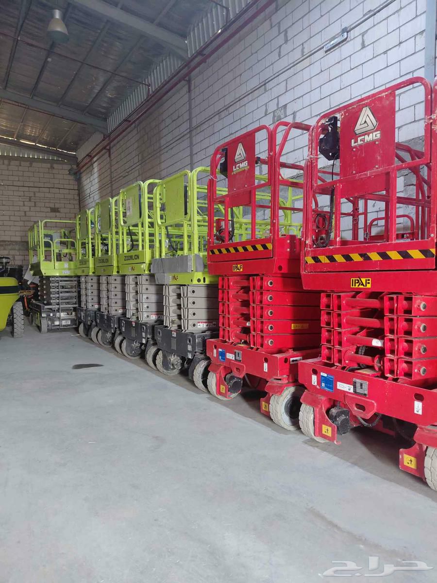 Manlift Forklift Scissor Lift Crane Rental Riyadh