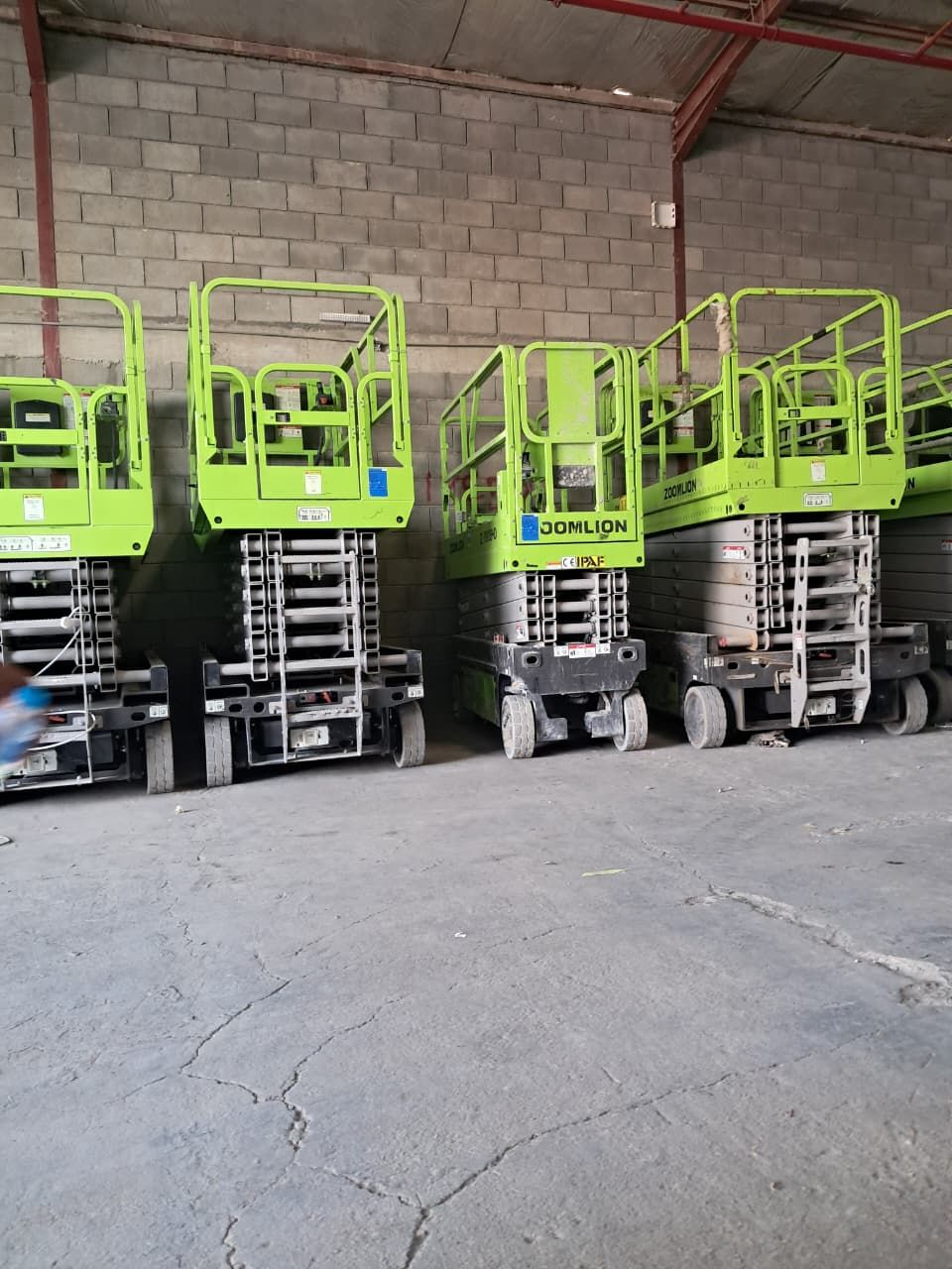 سيزرلفت مان لفت رافعات شوكيه كرينات جي سي بي للإيج