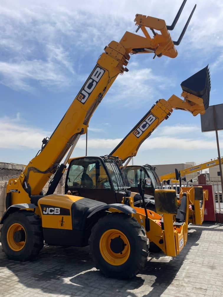 متوفر سيزرلفت مان لفت رافعات شوكيه كرينات جي سي بي