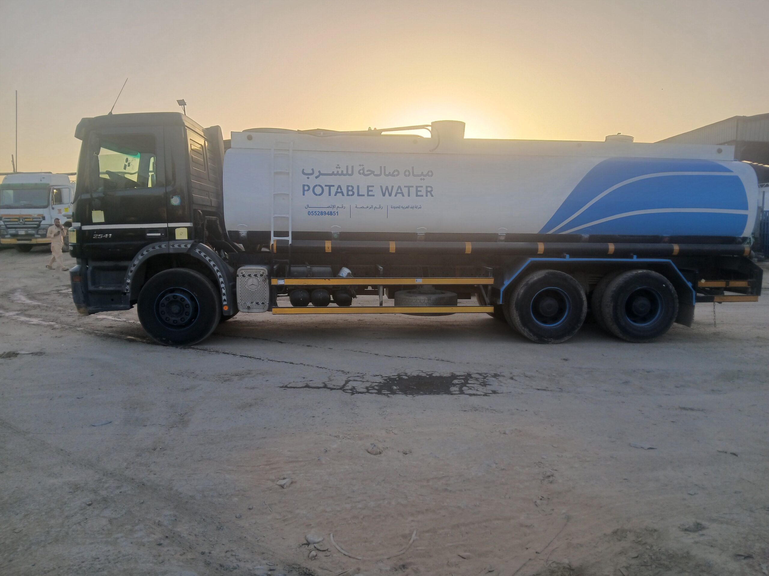 وايت مياه صالحه للشرب ٢٠ طن شمال الرياض