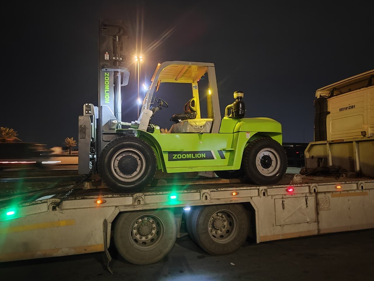 متوفر للإيجار سيزرلفت مان لفت رافعات شوكيه كرينات