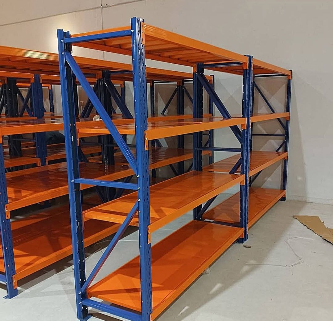 رفوف مستودعات رفوف تخزين رفوف بقاله