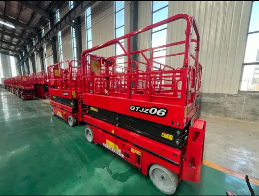 سيزرلفت للإيجار في جدة رافعات مقصية للإيجار بجدة ب