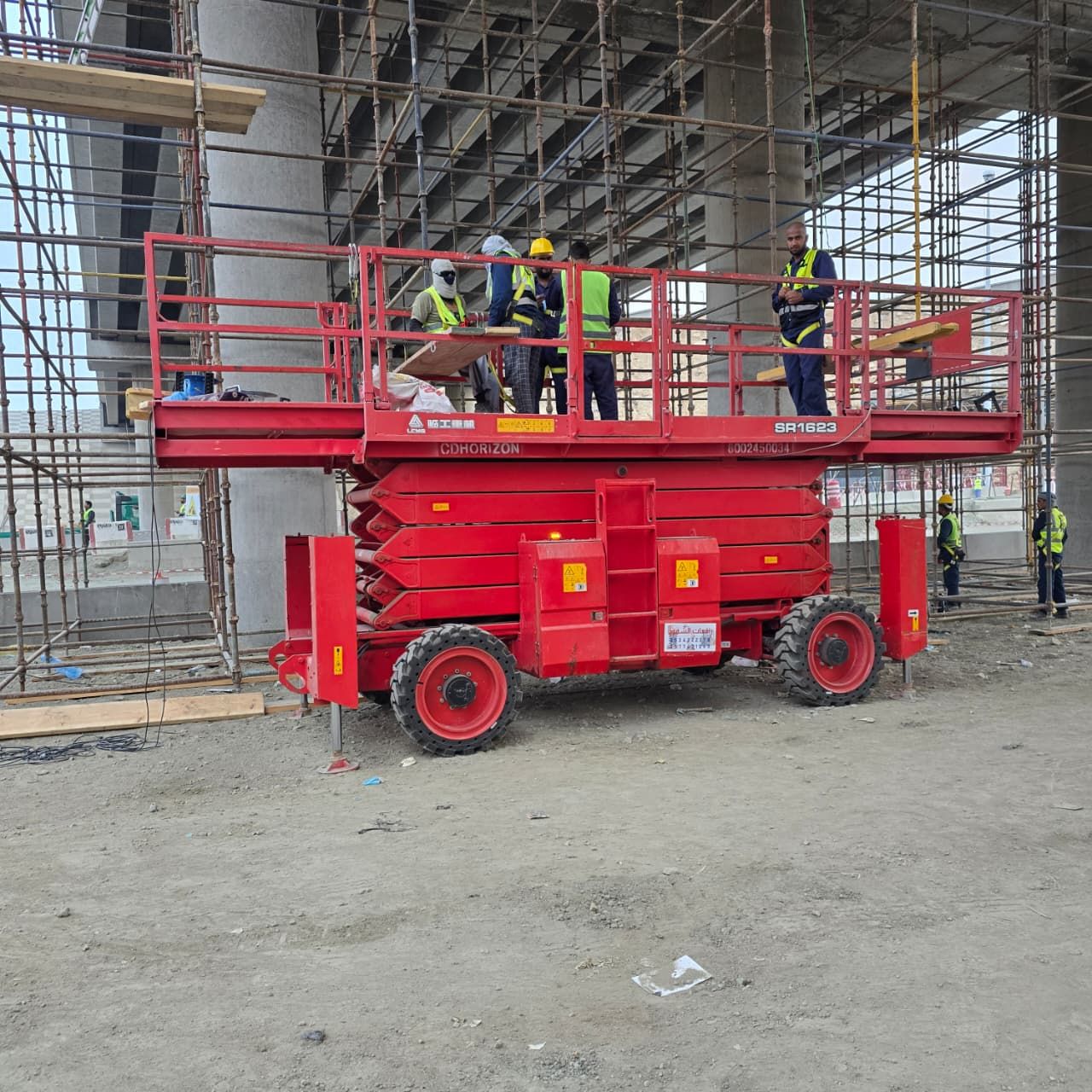 سيزرلفت للايجار، مان لفت للايجار، فوركلفت وكرينات