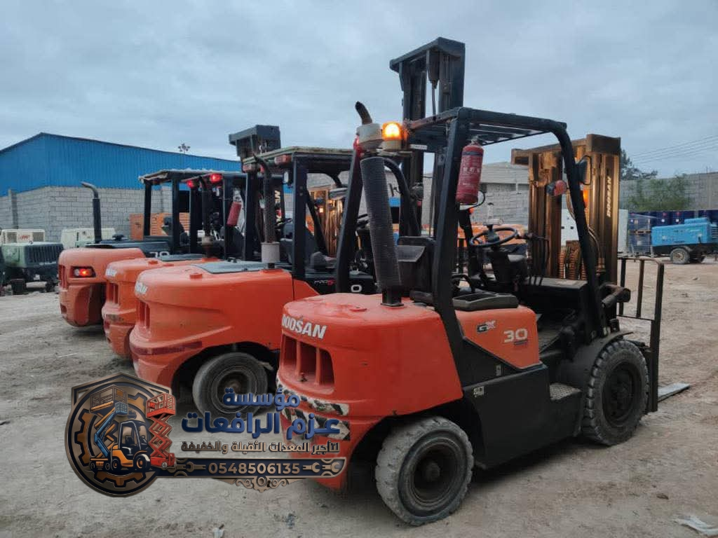 سيزر لفت مان لفت فوركلفت للأيجار في الدمام