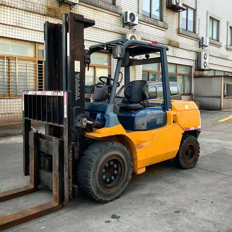 مان لفت ، سيزر لفت ، فوركلفت للإيجار الدمام