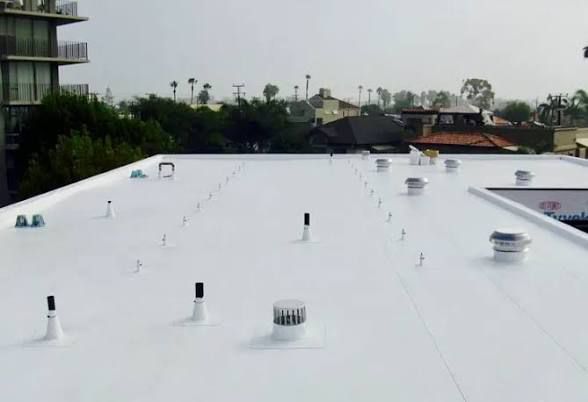 عوازل اسطح يمنع تسرب المياه