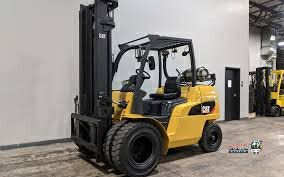 السامي: فوركلفت للإيجار في الدمام | موديل ٢٠٢٠ – ٢