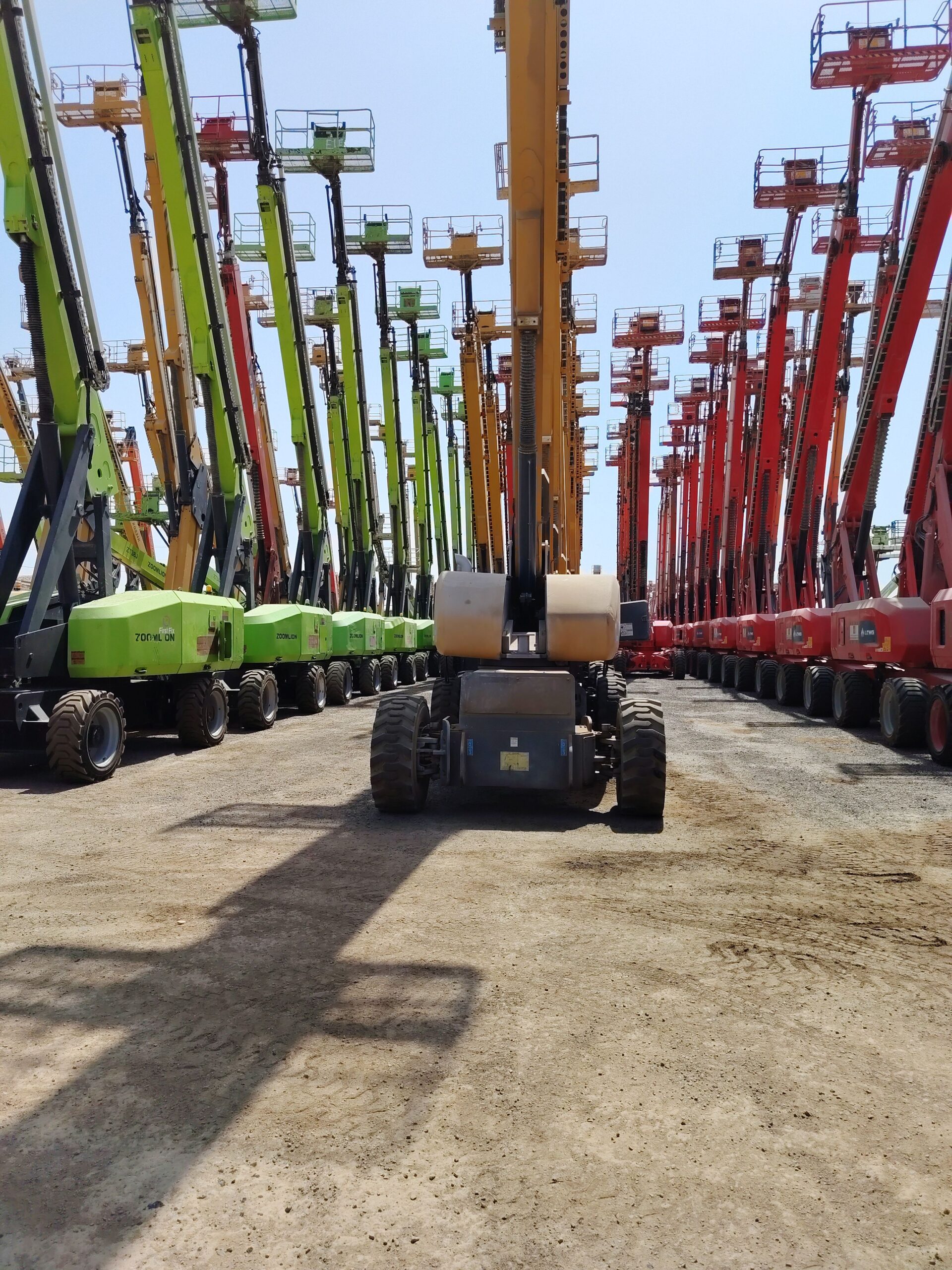 سيزرلفت للايجار، مان لفت للايجار، فوركلفت وكرينات