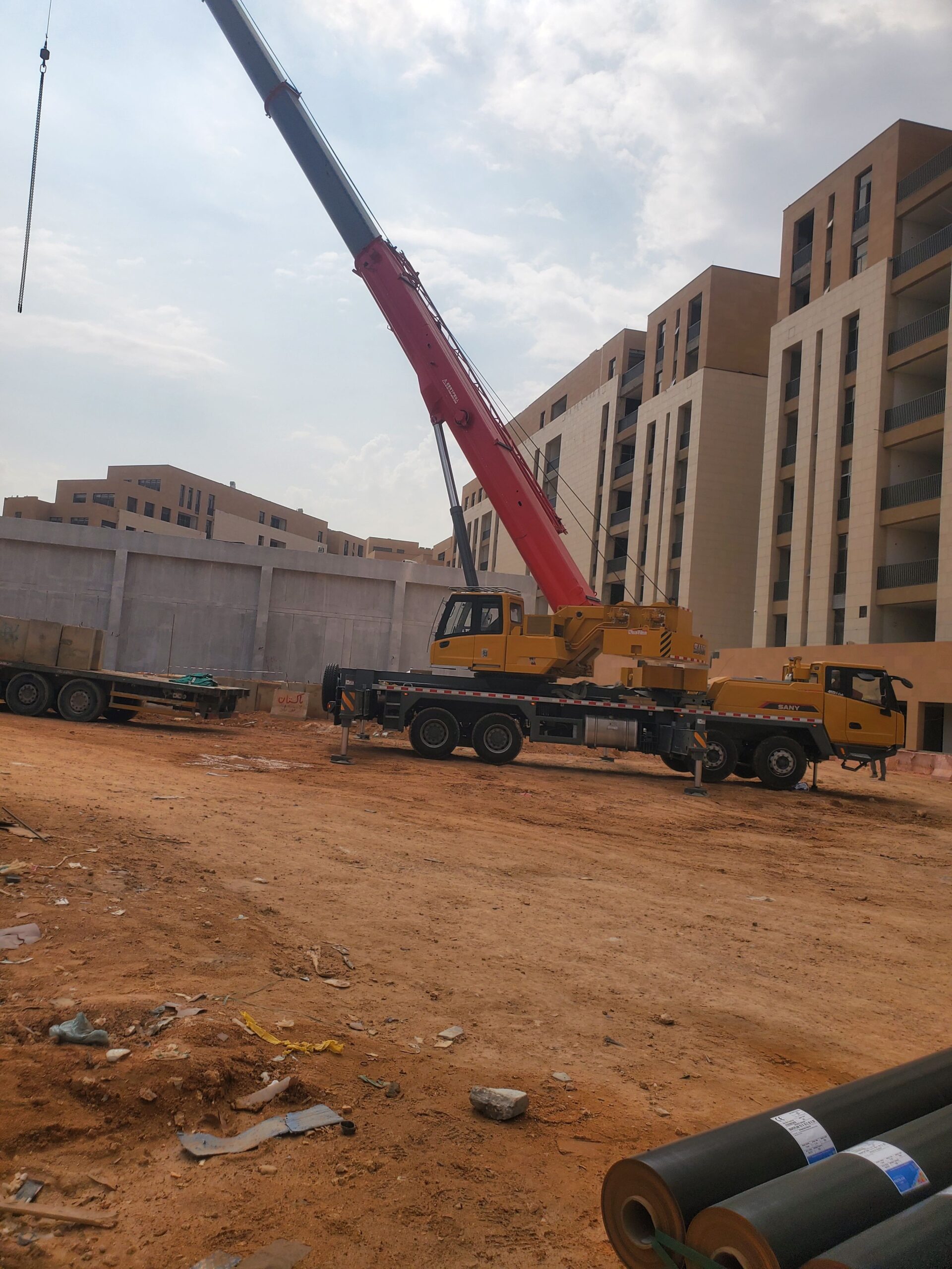 ايجار سيزرلفت مان لفت رافعات شوكيه كرينات جي سي بي