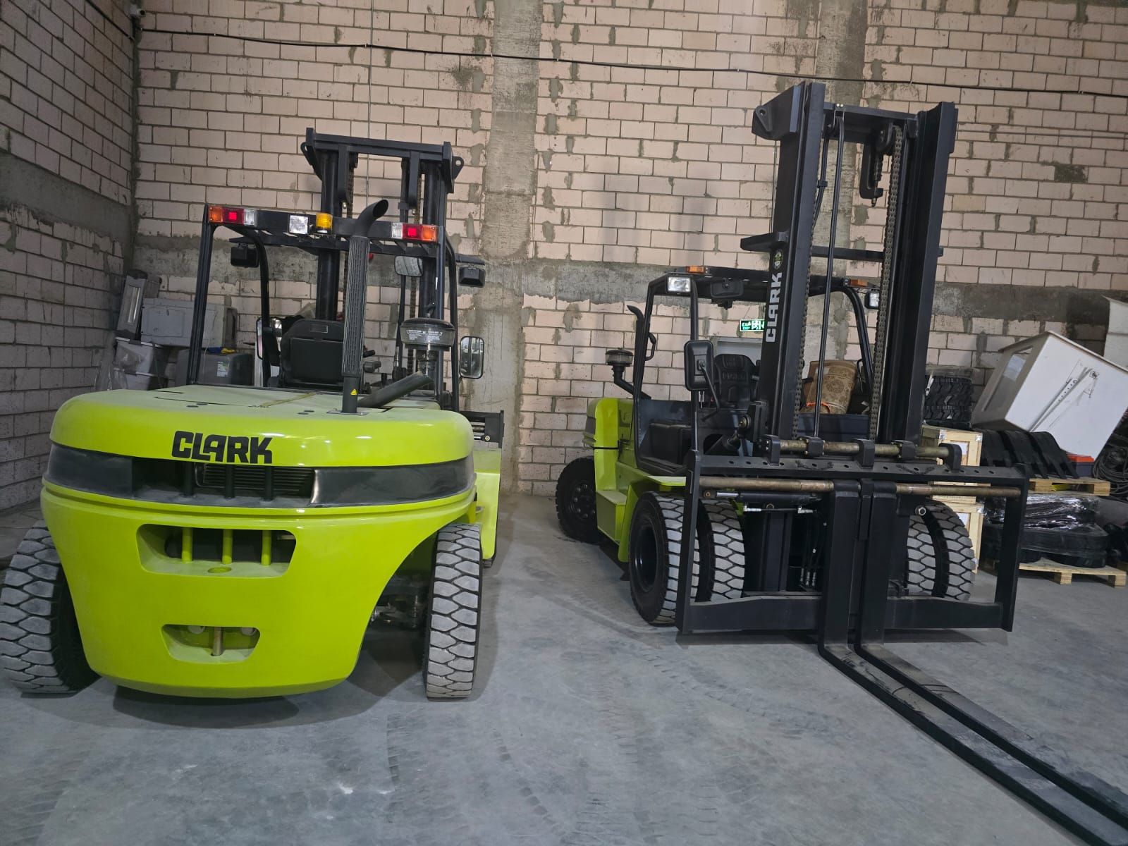 مان لفت، سيزرلفت، فوركلفت، كرينات، ببكات وجي سي بي