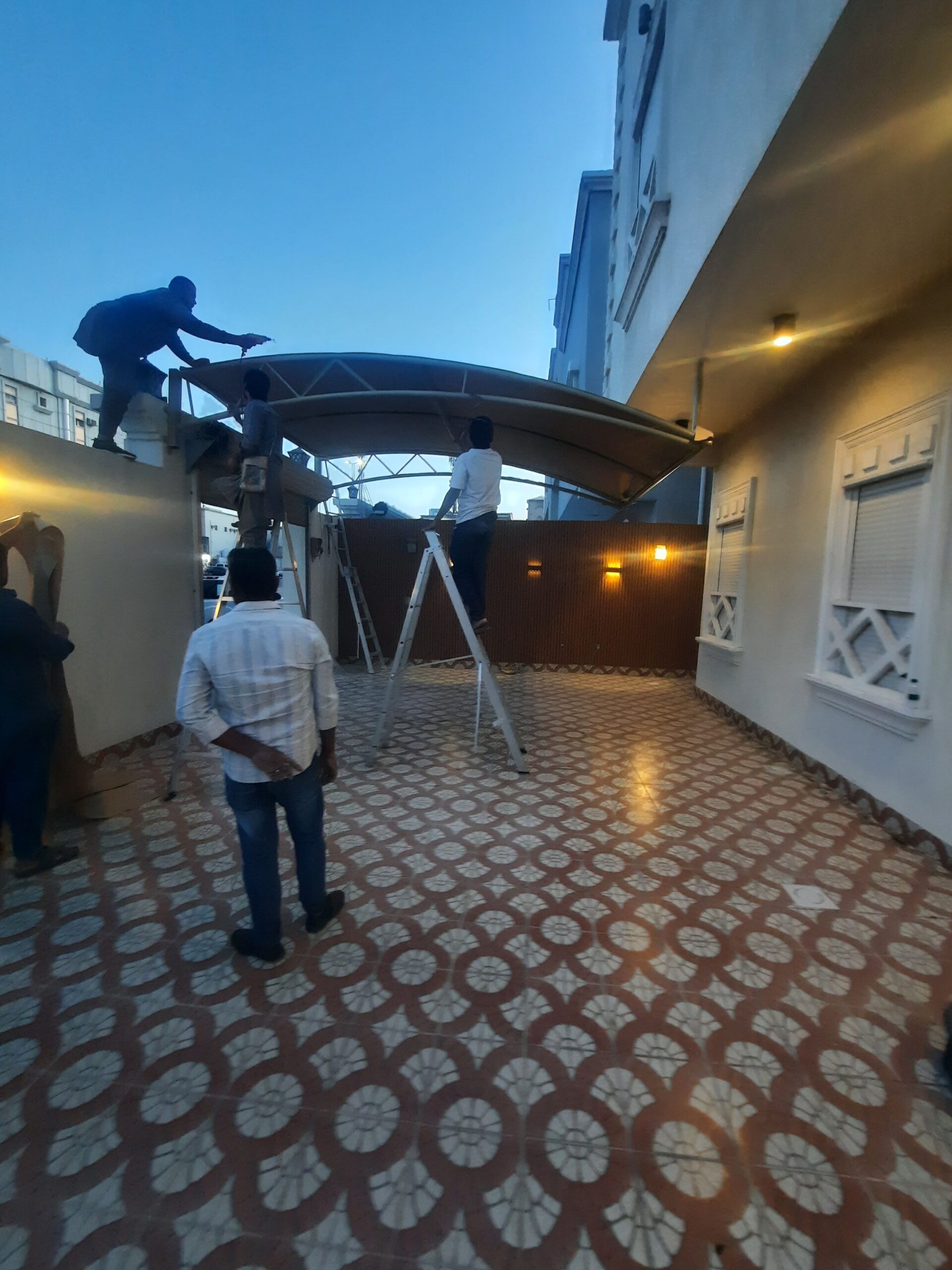 مظلات سواتر الشرقيه