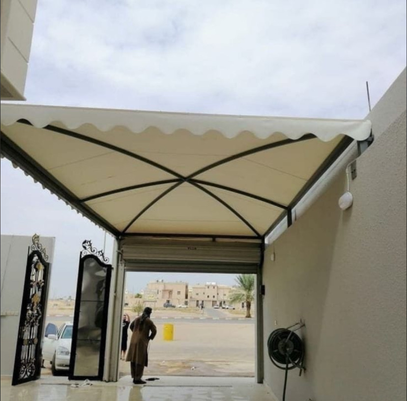 مظلات مواقف سيارات ثابتة ومتحركة وجلسات قماش Pvc ك