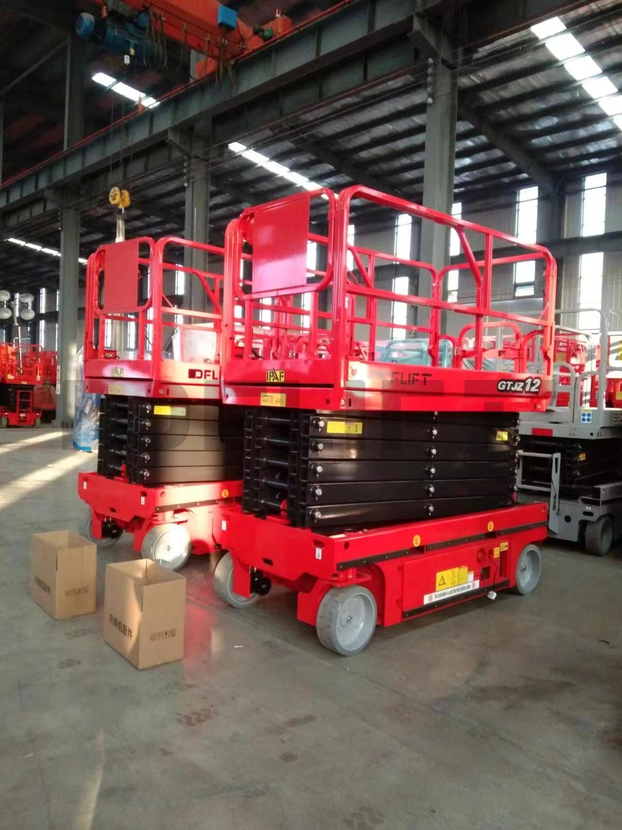 تأجير ( رافعات مقصية ) سيزر لفت للإيجار الرياض