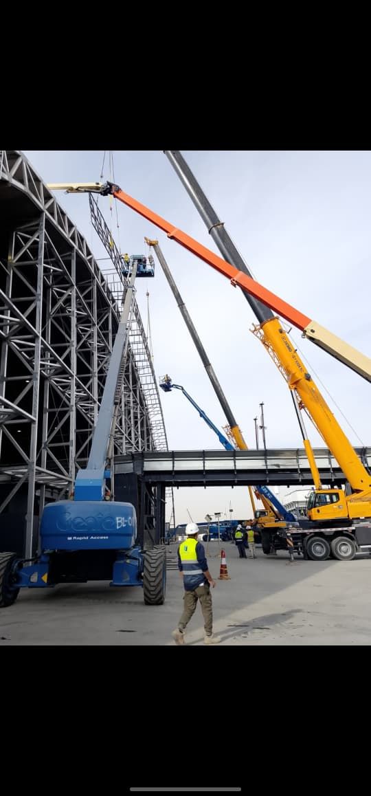 متوفر للإيجار سيزرلفت مان لفت رافعات شوكيه كرينات