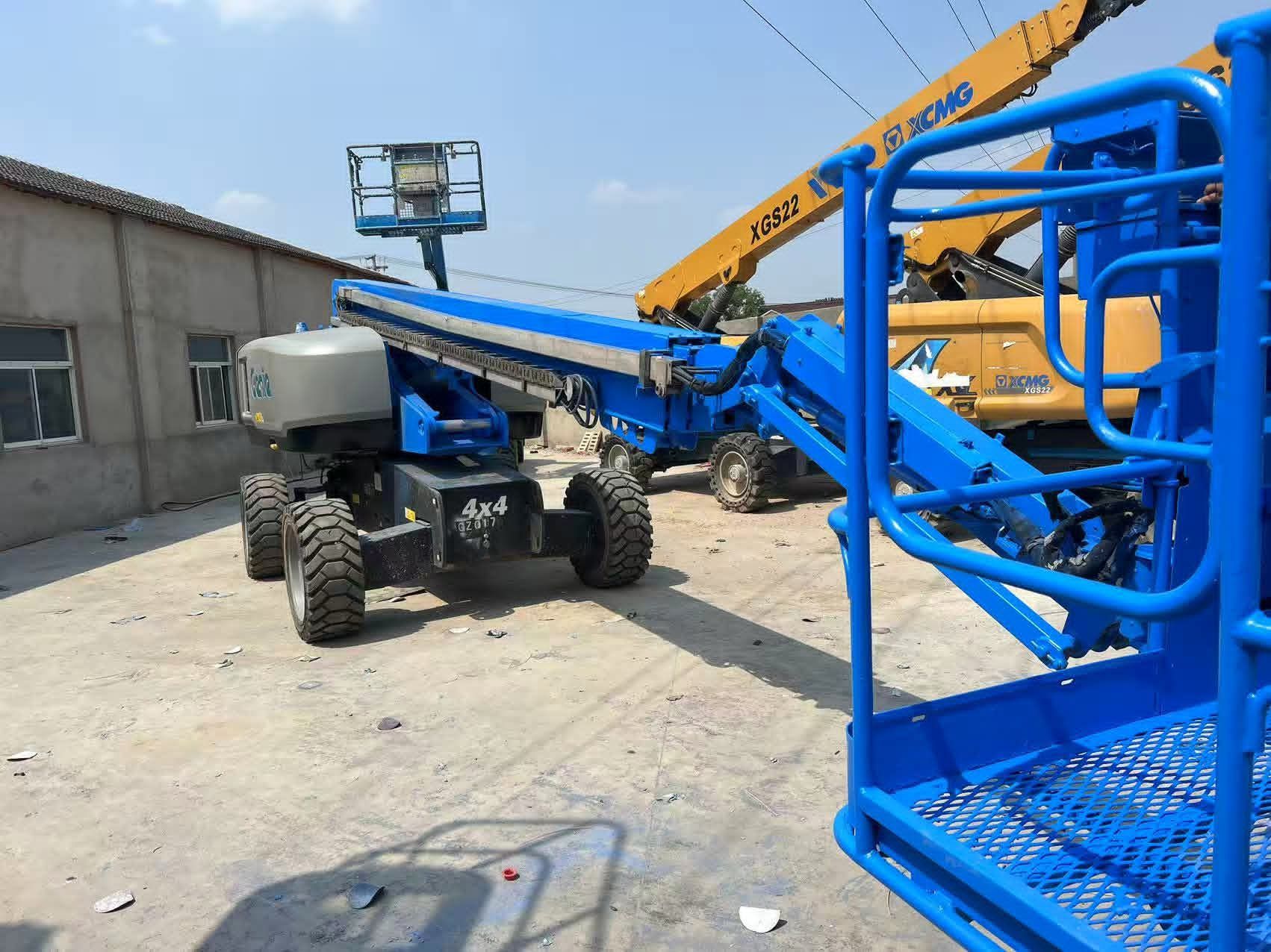 فوركلفت للإيجار سيزر لفت للإيجار مان لفت للإيجار