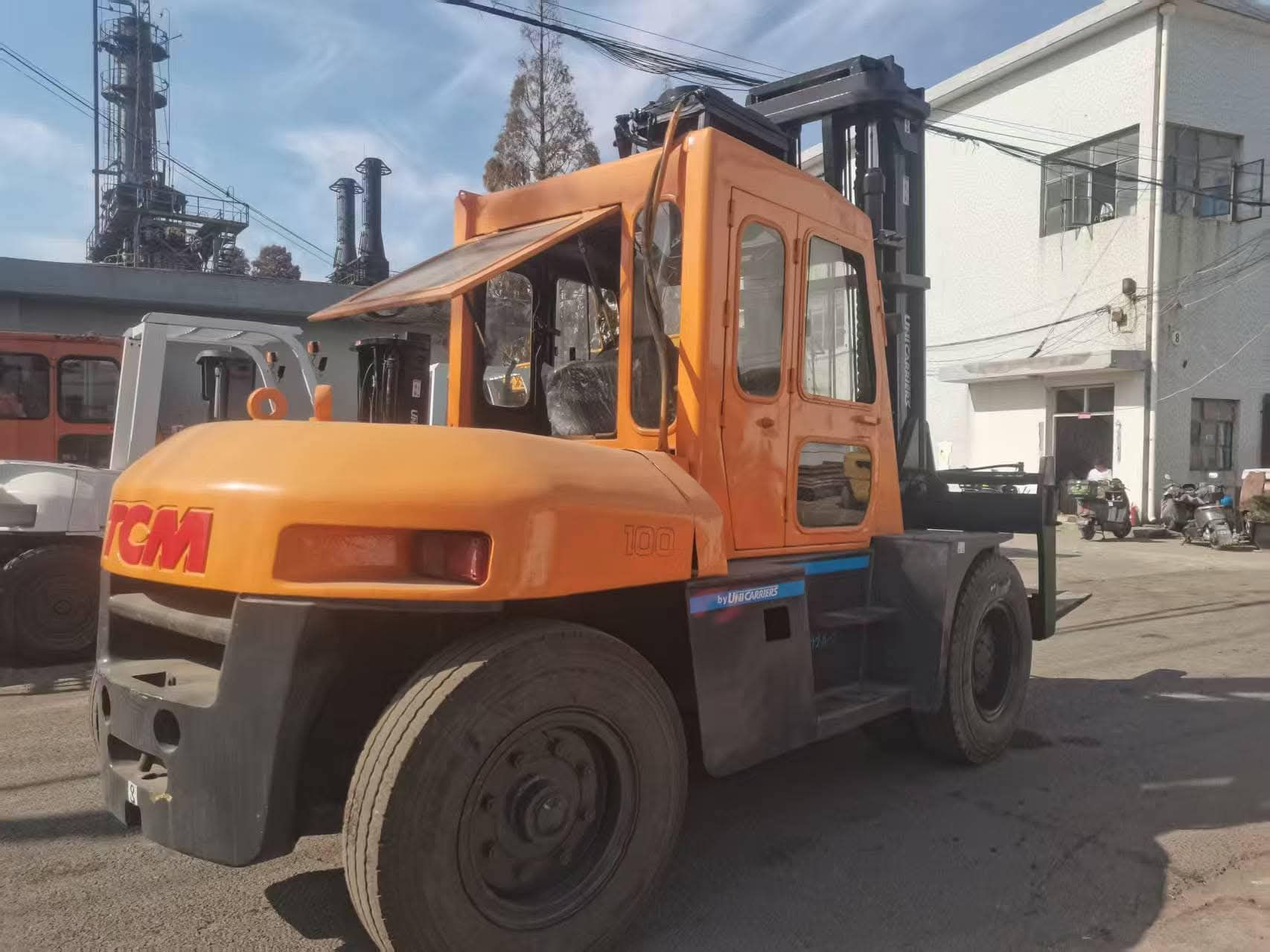 فوركلفت 7طن للايجار الدمام الرياض – رافعة شوكية