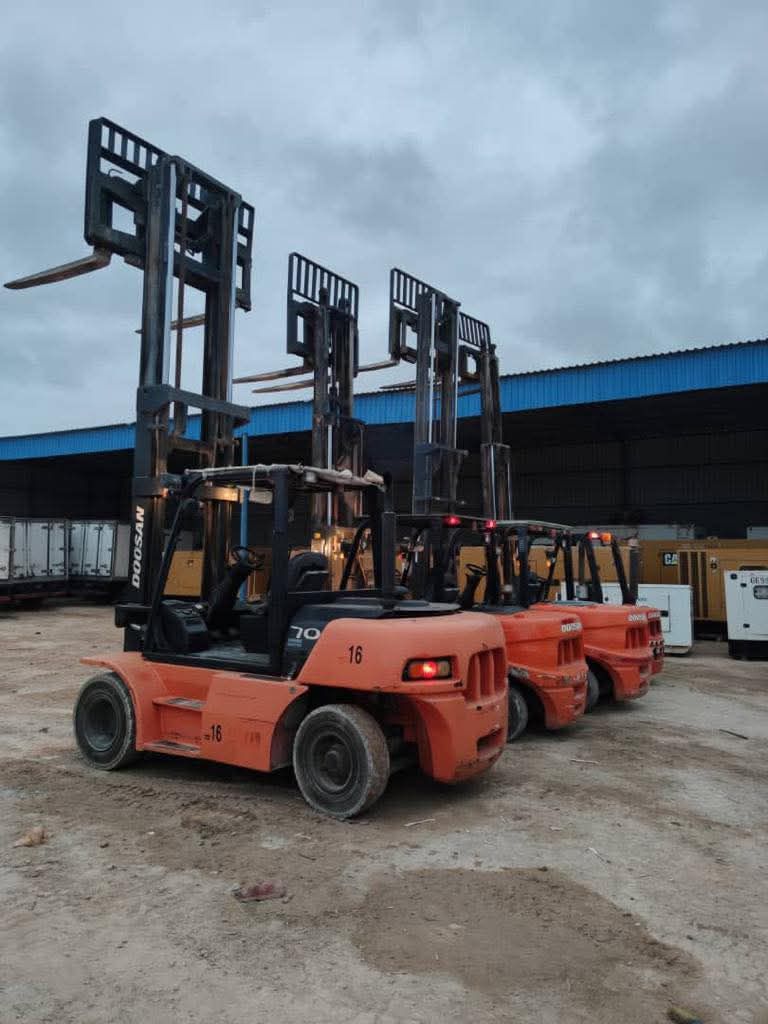 سيزر لفت – مان لفت – فوركلفت – للأيجار الرياض الخر