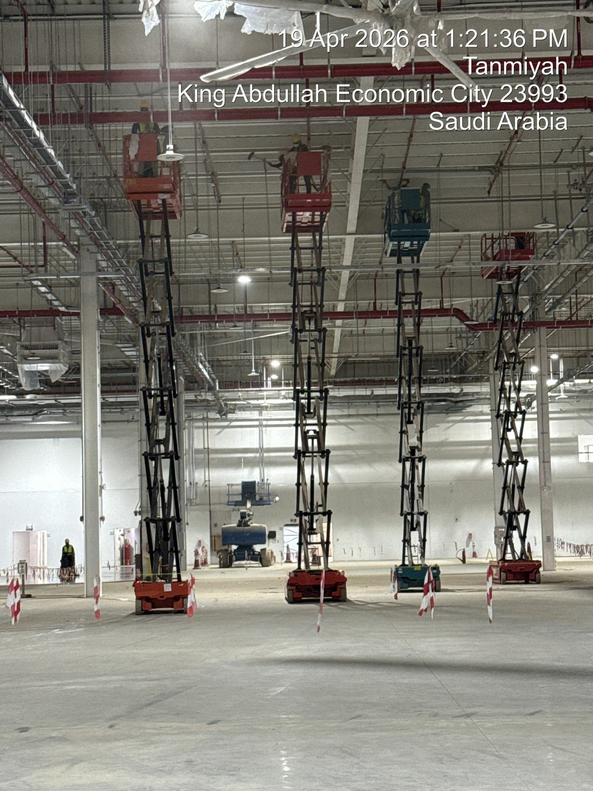 سيزر لفت للأيجار فوركلفت للايجار مان لفت للإيجار