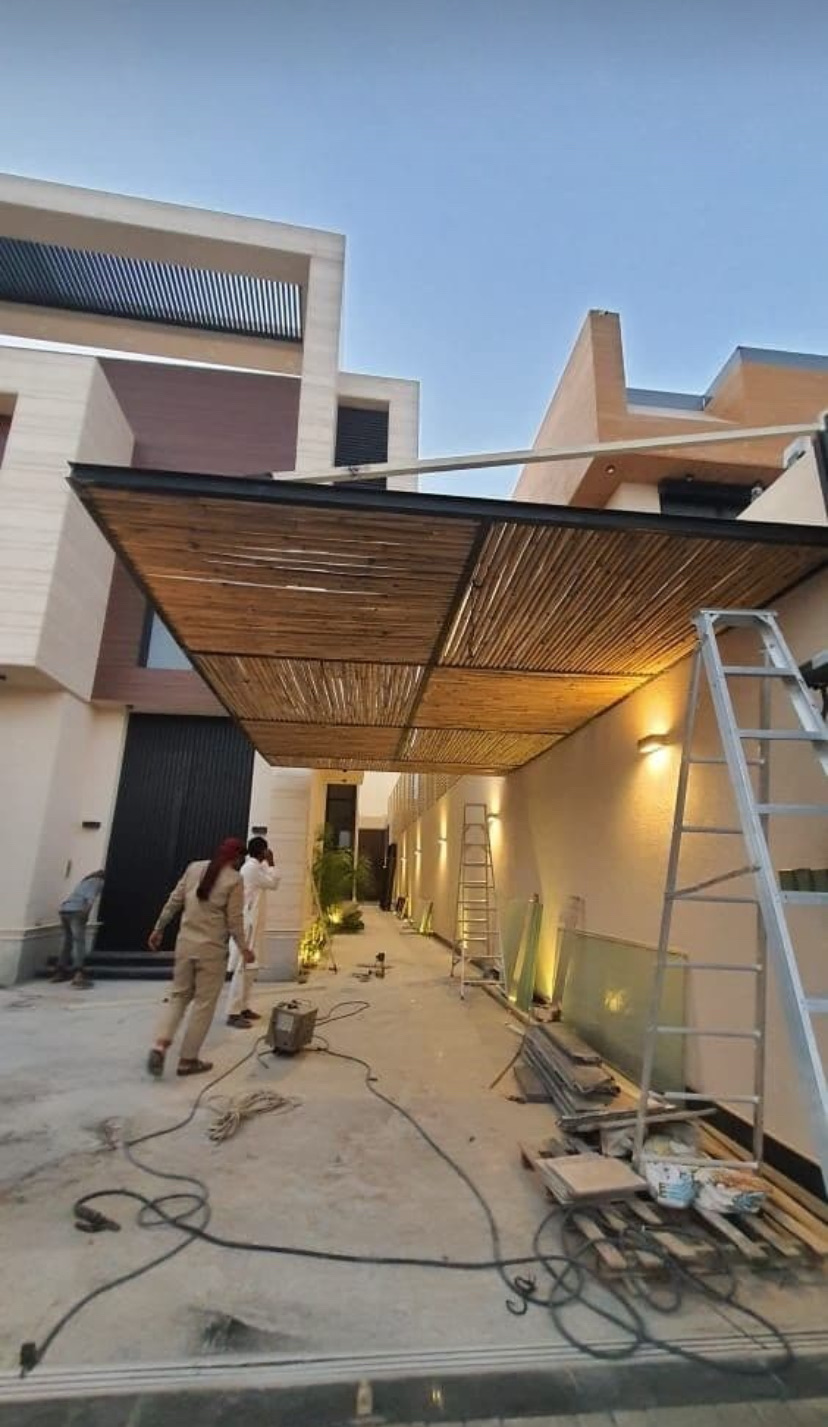 مظلات مواقف سيارات ثابتة ومتحركة وجلسات قماش Pvc ك