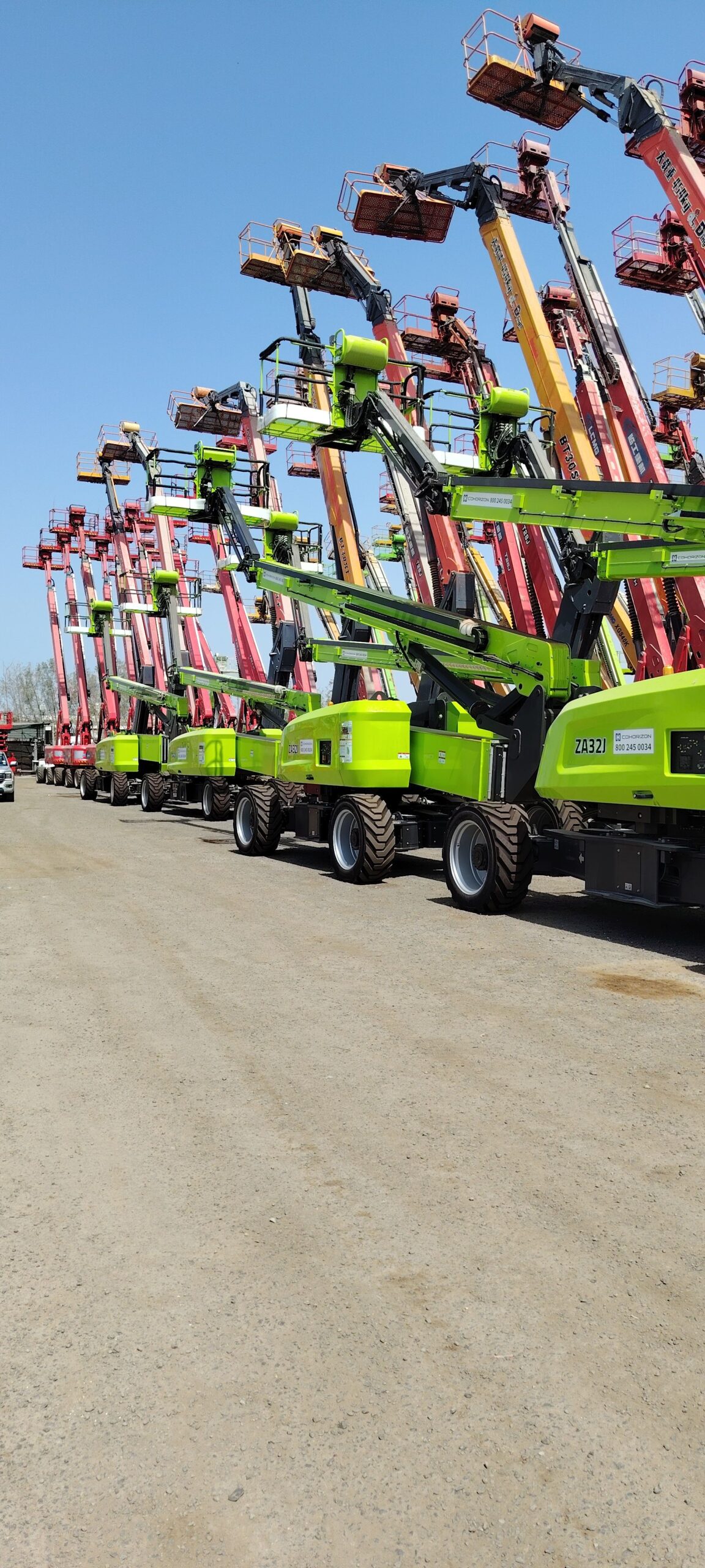 مان لفت وسيزر لفت ورافعات شوكيه وجي سي بي وبوم لفت