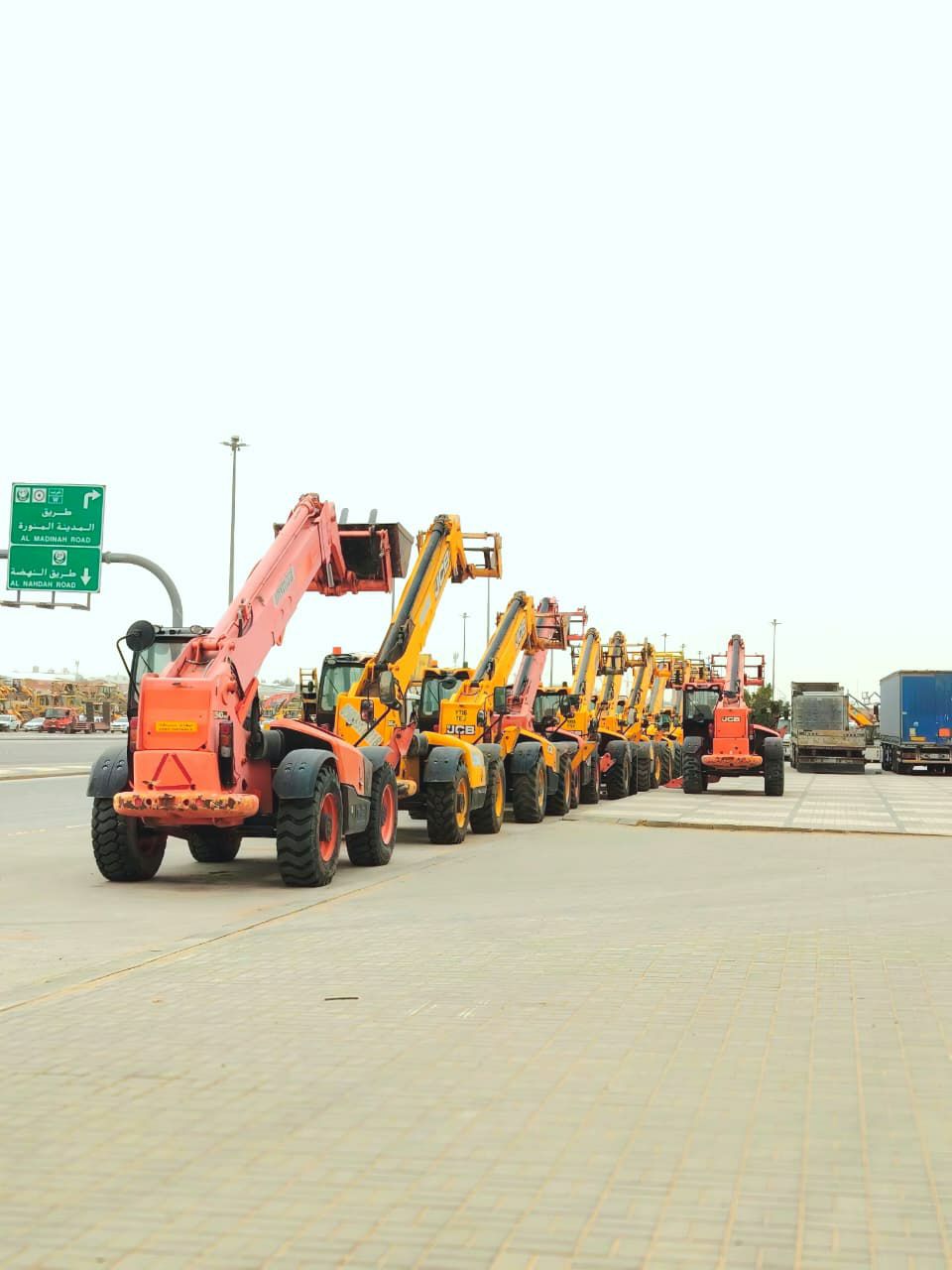 جي سي بي تليهاندر للايجار| تأجير رافعات تلسكوبيه |