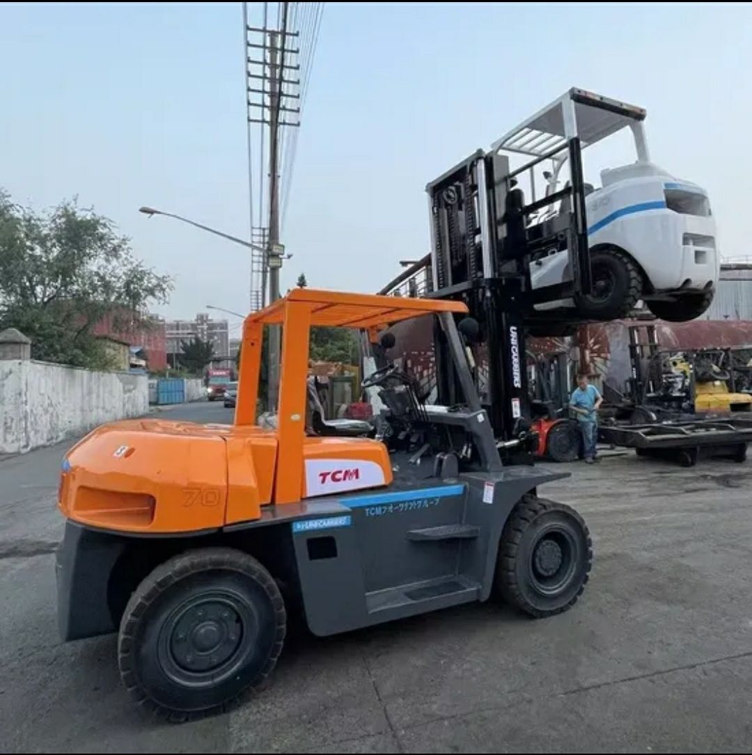 رافعات شوكيه فوركلفت للايجار تاجير سيزرلفت تاجير م