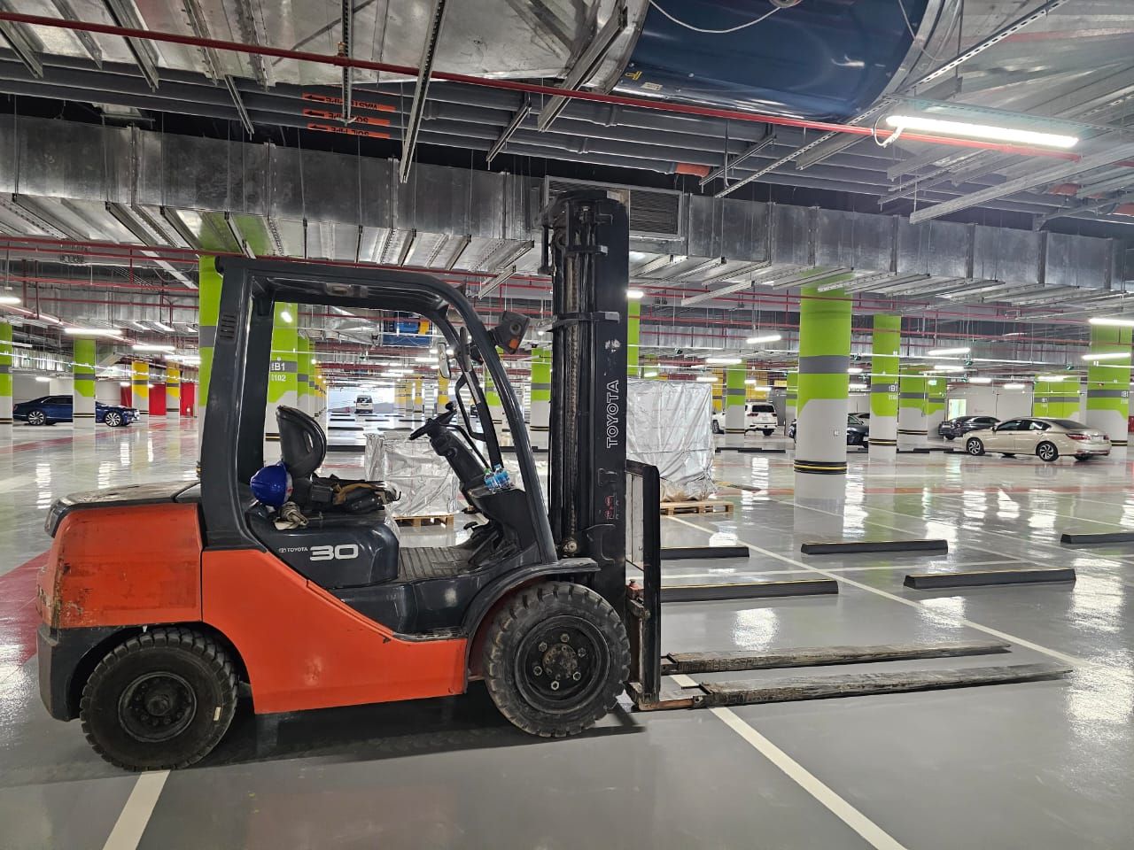 سيزرلفت مان لفت رافعات شوكيه كرينات جي سي بي للإيج