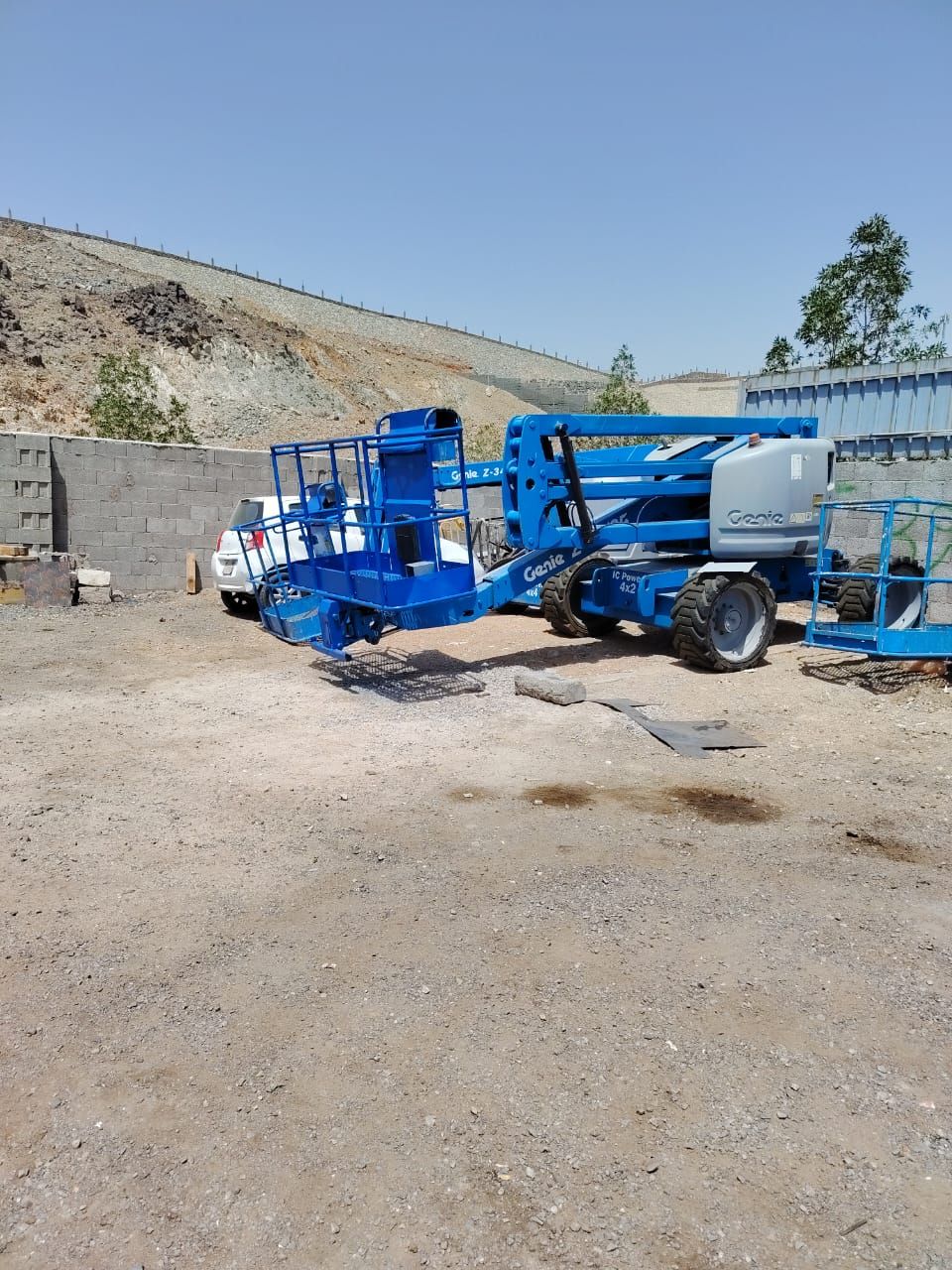 مان لفت للايجار، سيزرلفت للايجار، فوركلفت وكرينات